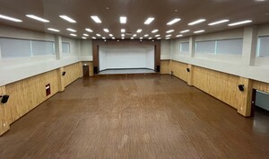 불에 강하고 소음은 낮추고…금토일산업 ‘아니타보드’ 부산서 공개